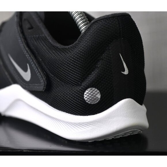 New! Size: 9 Men/10.5 Women | Nike Zoom Rival Jump Track & Field Jumping Spikes main image 9